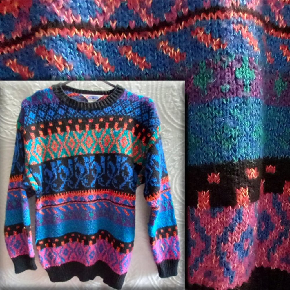 Vintage Super Thick Knit Sweater With Jewel Tone Colors Size LG (T-337)